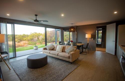 Wilyabrup Villa | Zambezi Lodge, Down South Luxe Retreat