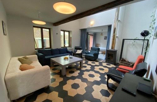 Zarlardinge House | Zarlar House