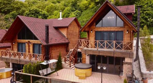 Gosh House | Zartun Home