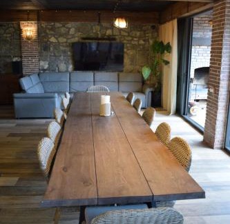 Gosh House | Zartun Home