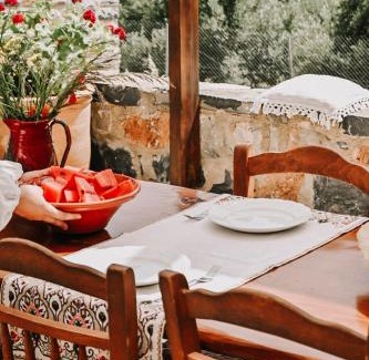 Fodele Villa | Zefki Stone Villa