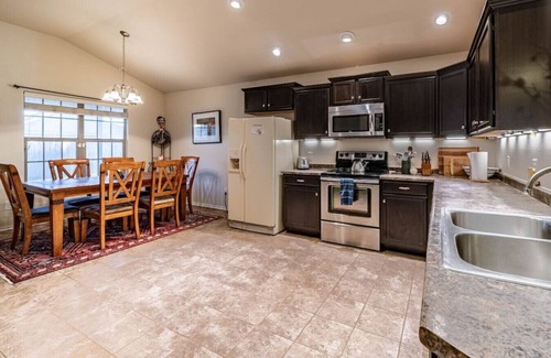 Lubbock House | Zen House - 3BR/2BA - Pet friendly