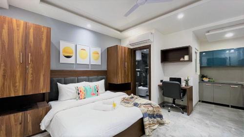 DLF Phase 3 Apartment | ZEN Studios - DLF CyberCity Gurgaon