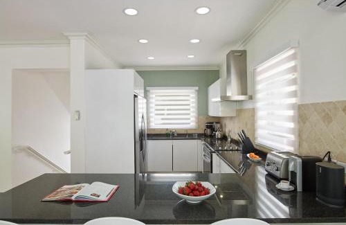 Gibbs Bay House | ZenBreak KingsGate #1