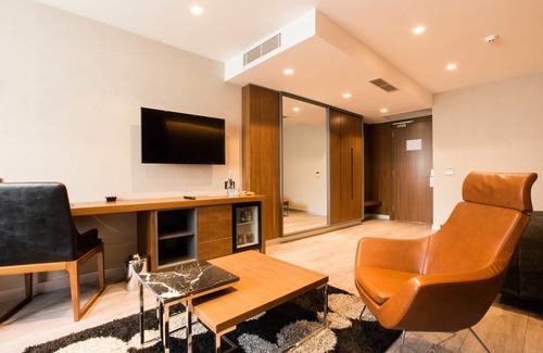 Alsancak Hotel | Zeniva Hotel