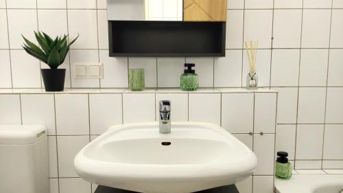 Bad Schmiedeberg Apartment | Zentral und ruhig mit Küche, gemütliches Bett