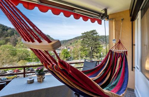 Bad Liebenzell Apartment | Zentrale Ferienwohnung mit Balkon