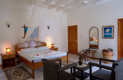 La Digue Hotel | Zerof Self Catering Apartments
