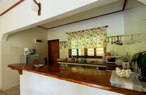 La Digue Hotel | Zerof Self Catering Apartments