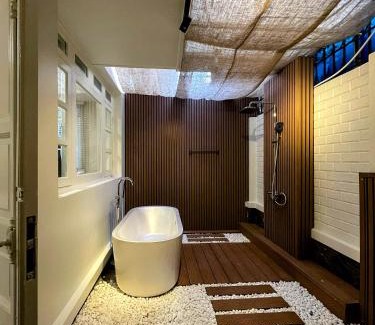 Thu Thiem Apartment | Zeus Living - Room in Villas An Phu