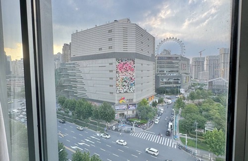 Downtown Shanghai Apartment | ZHome-Luxury Three bedroom Suite-Near the Bund