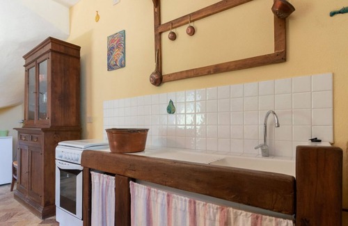 Abbateggio Apartment | Zi Dunate by Rentbeat