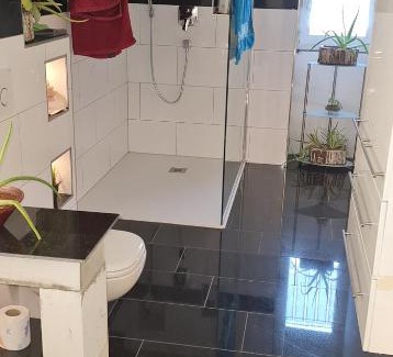 Alsbach-Haehnlein House | Zimmer an der Bergstraße