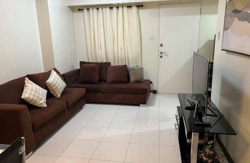 Project 8 Apartment | Zinnia North Tower 3202