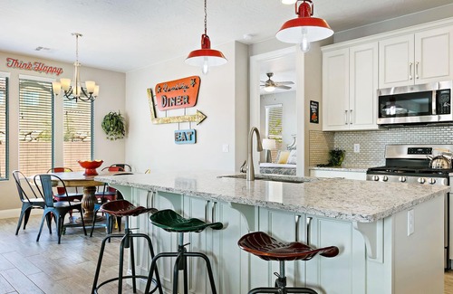 Sienna Hills House | Zion Poolhouse - PRIVATE POOL! Backyard Oasis!
