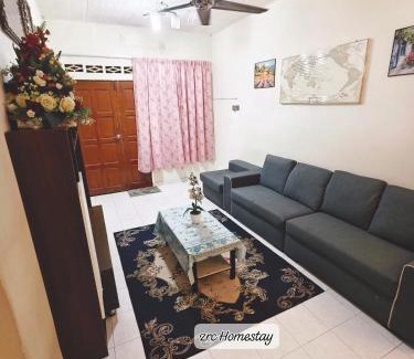 Kuala Langat District House | ZRC Homestay
