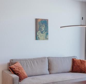 Nivy Apartment | ZWIRN Loft - New Design Stay near Nivy & DownTown