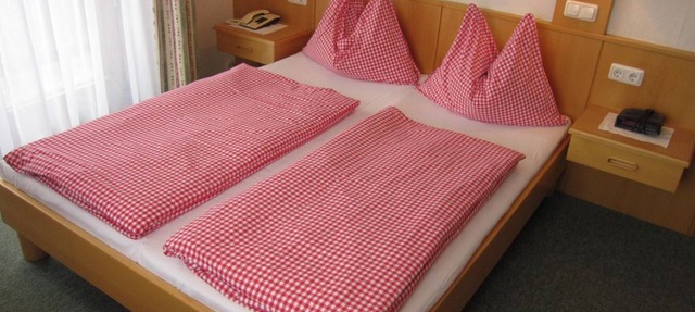 Double room "Löwenzahn TYPE A" with balcony - Berghof Sturmgut