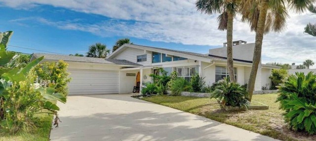 Retro Ormond Beach Home w/Pool 3BR-Walk to Ocean!