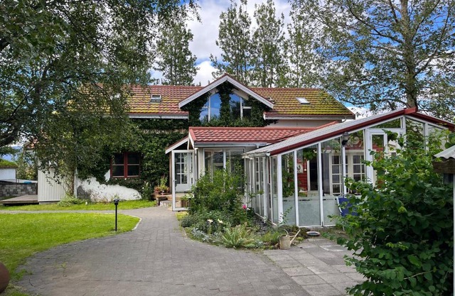 Árbakki Farmhouse Lodge