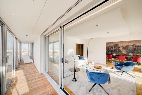 Élégant Penthouse Vue Mer & Double Garage