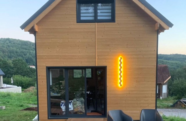 Ô Chalet de Salm. En Principauté de Salm . Chalet Situé en Lisière de Forêt