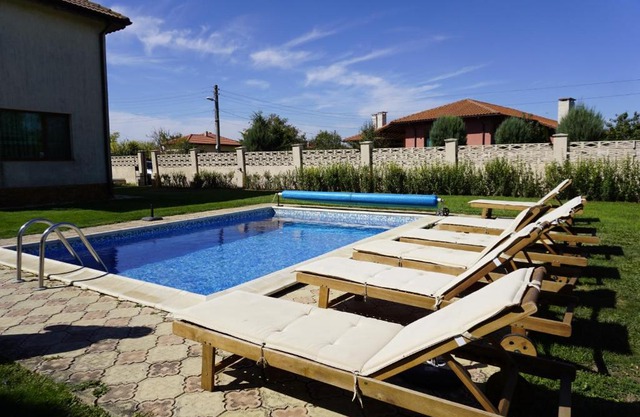 Вила Калиакра - Villa Kaliakra - 3 km to beach Bolata