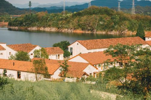 西坡千岛湖民宿