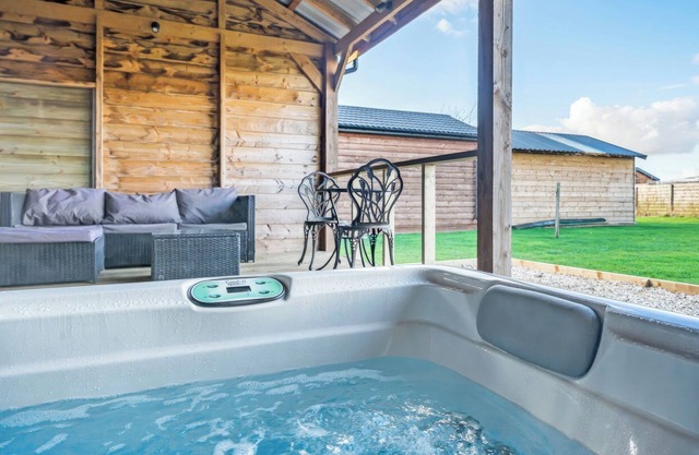 0 bedroom accommodation in Pershore