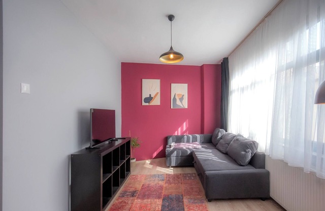 0044 - Taksim, comfy, modern and economic flat.