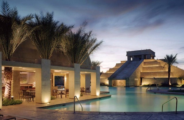 1 BDRM~ CANCUN RESORT~ GREAT POOLS/SHOPPING/DINING/SPA/2 BATHROOMS/FULL KITCHEN