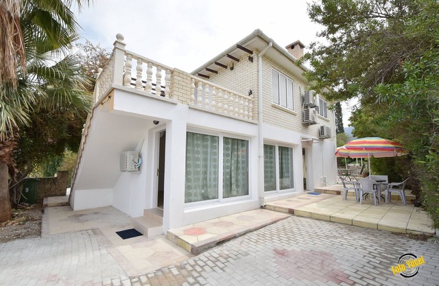 1 bedroom west facing apartment with pool