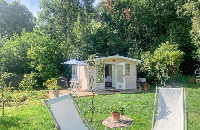 1 bedroom accommodation in Frant, Tunbridge Wells