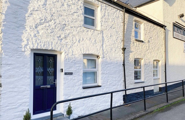 1 bedroom accommodation in Llanrhystud