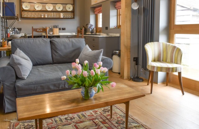 1 bedroom accommodation in Pulborough