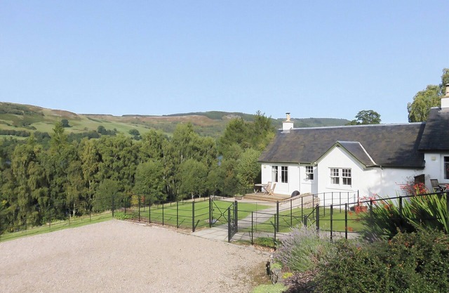 1 bedroom accommodation in Foss, near Pitlochry