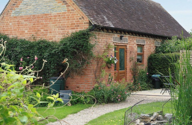 1 bedroom accommodation in Bidford-on-Avon, near Alcester