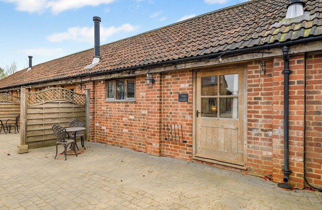 1 bedroom accommodation in Arlingham, near Frampton-on-Severn