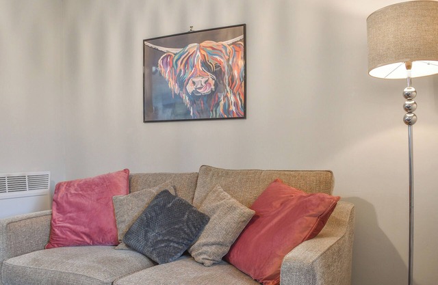 1 bedroom accommodation in Hednesford, near Cannock