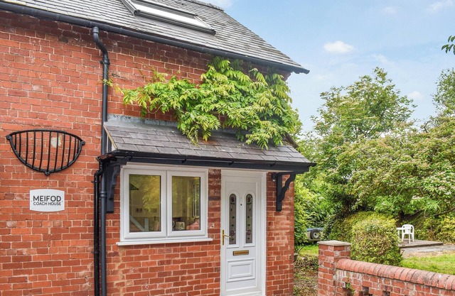 1 bedroom accommodation in Denbigh