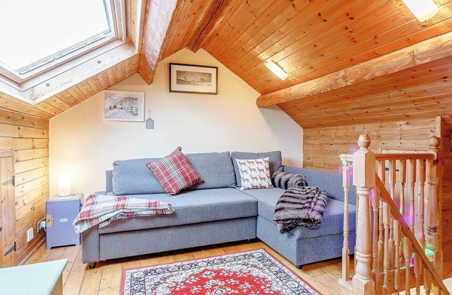 1 bedroom accommodation in Glossop