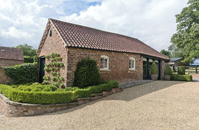 1 bedroom accommodation in Tibthorpe, near Driffield