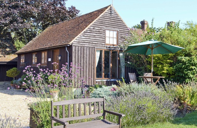 1 bedroom accommodation in Ninfield, near Battle