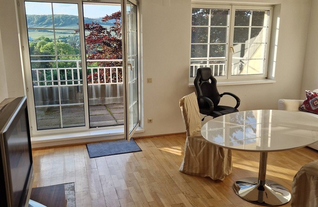 1-bedroom apartment Vienna, Austria with WiFi and View and walking to vineyards