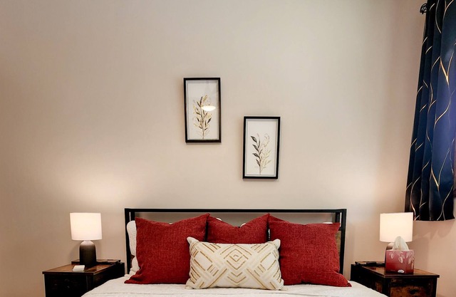1 Bedroom in Historic Grafton #9
