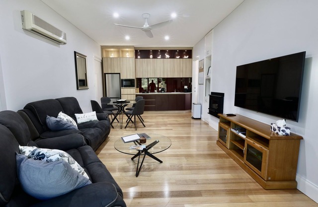 1 Bedroom Lodge - Henty Lodge