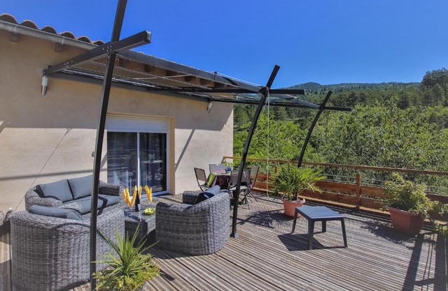 1 Bedroom Lovely Home In Espenel