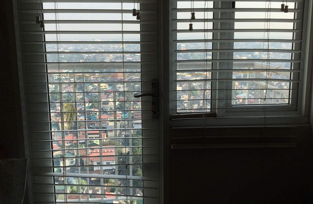 1 bedroom on 27floor of condo. Has sofa bed outside bedroom. View from balcony.