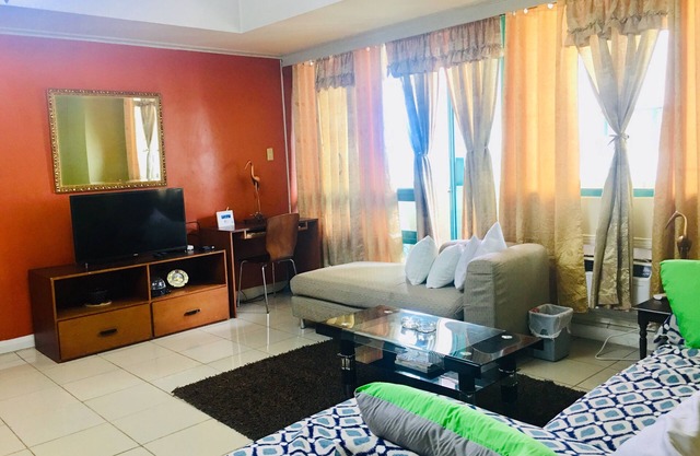 1 Bedroom Robinson’s Faura
