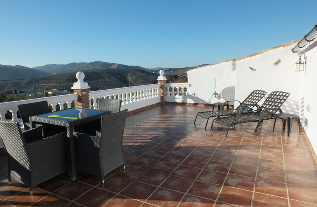 1 bedroom self catering NEW PRIVATE ROOF TERRACE